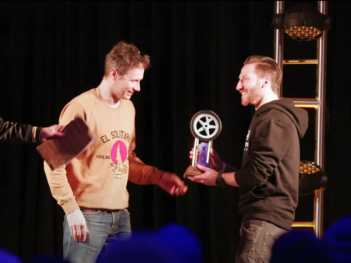 Moto Award